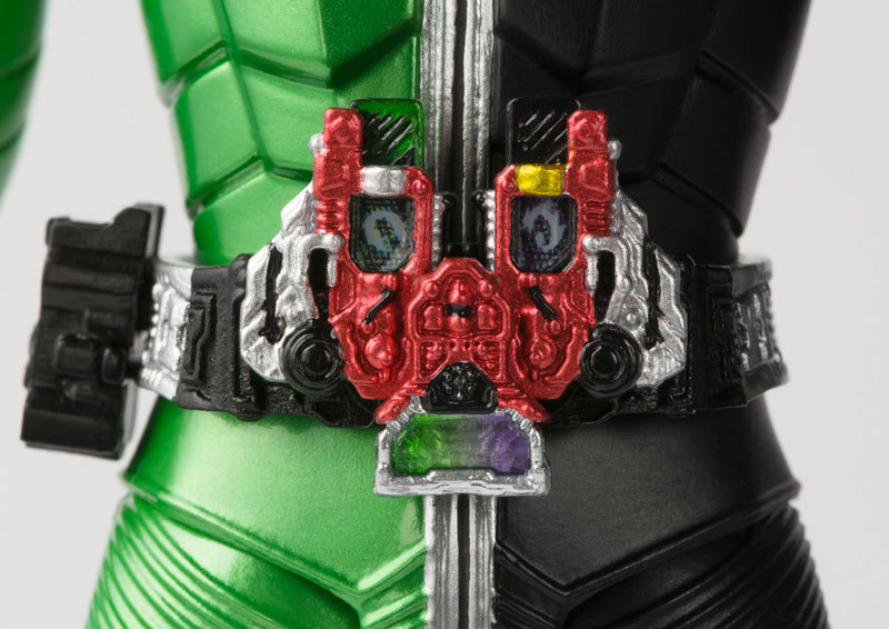 バンダイ S.H.フィギュアーツ 真骨彫 仮面ライダーW サイクロンジョーカー Amazon.co.jp: TAMASHII NATIONS S.H.フィギュアーツ (真骨彫
