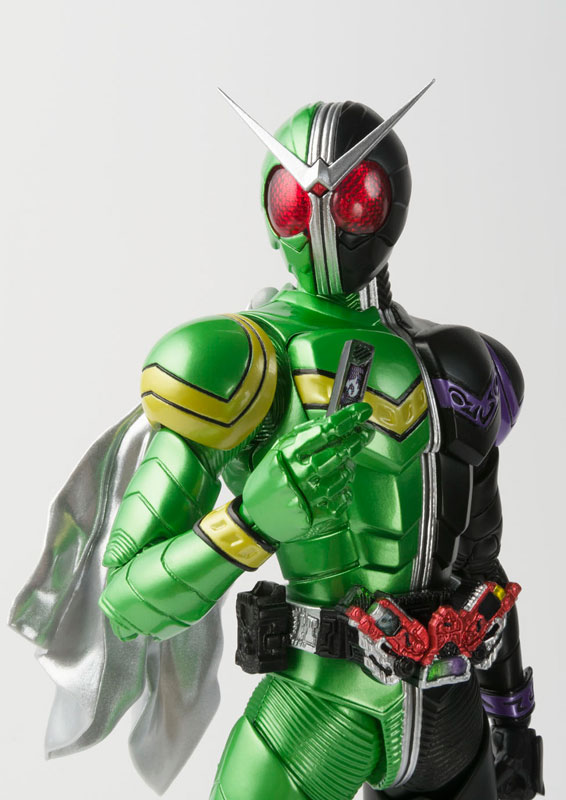 S.H.フィギュアーツ (真骨彫製法) 仮面ライダーW(ダブル
