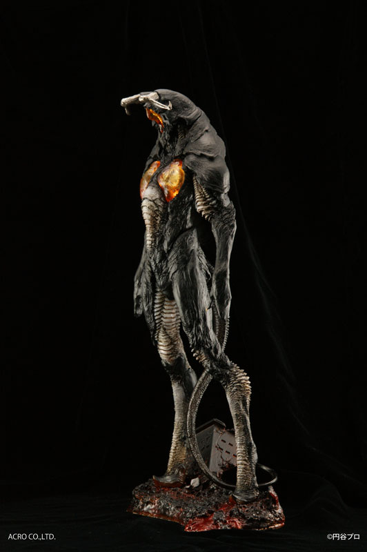 FIGURE-019801_03.jpg