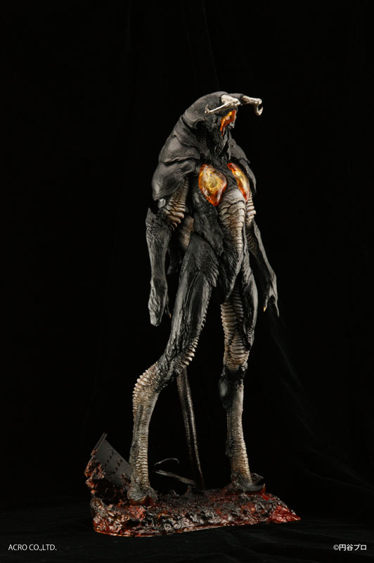 FIGURE-019801_08.jpg