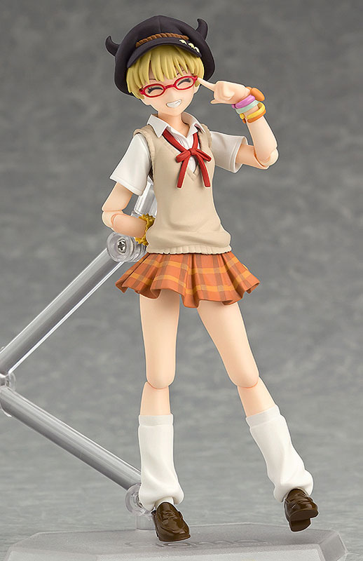 FIGURE-020302_04.jpg