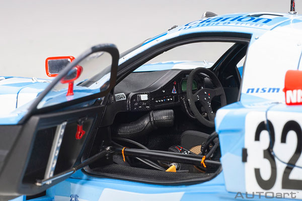 シグネチャーシリーズ 1/18 日産 R390 GT1 1998年 ル・マン24