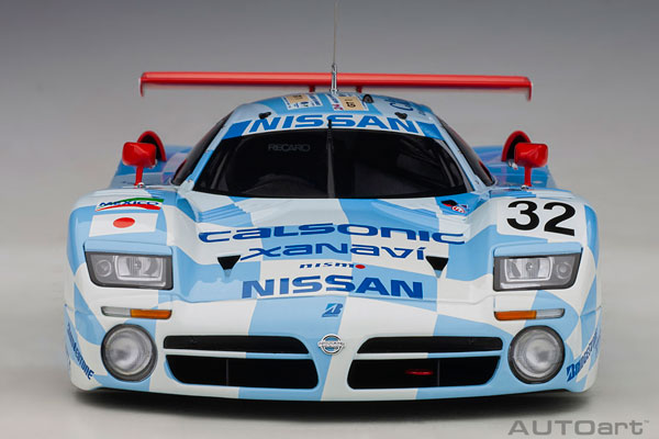 【国内在庫】 シグネチャーシリーズ 1/18 日産 R390 GT1 1998年 ル・マン24 ミニカー