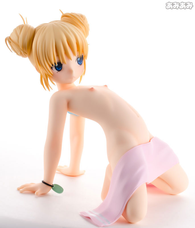 FIGURE-011707_04.jpg