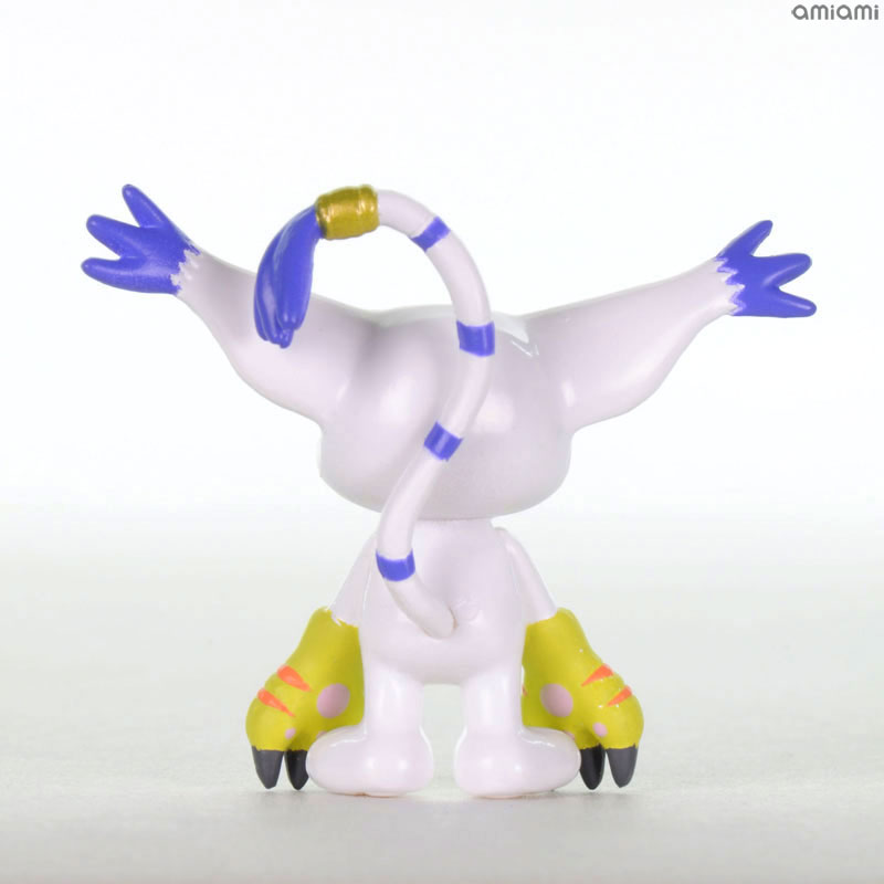 FIGURE-018484_03.jpg