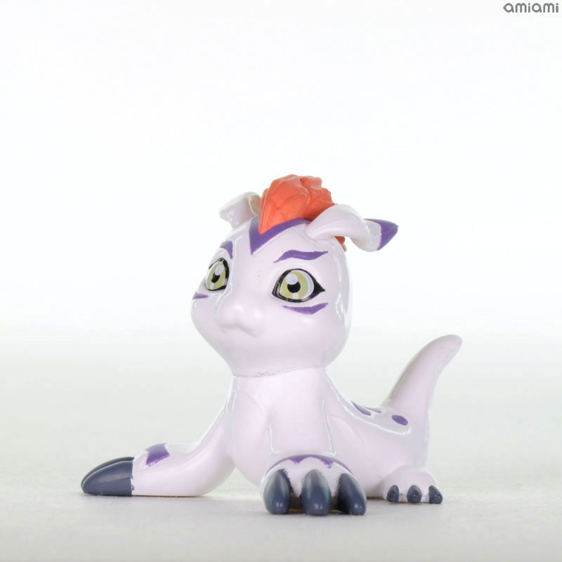 FIGURE-018484_04.jpg