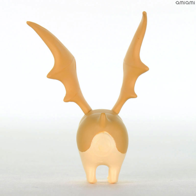 FIGURE-018484_15.jpg