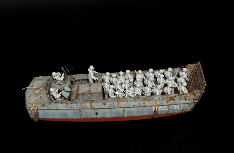 イタレリ製の1/35上陸用舟艇 イタレリ 1/35ミリタリー 1/35 LCM 3 上陸用舟艇 | タミヤ