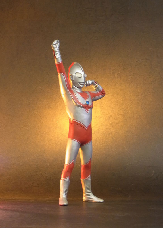 大怪獣シリーズ 帰ってきたウルトラマン (登場ポーズ) 完成品