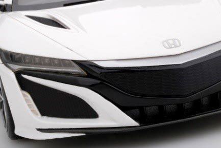 1/12 ホンダ NSX 2017 ホワイト カーボンファイバー パッケージ ホンダ NSX ベースグレード カーボンファイバールーフ