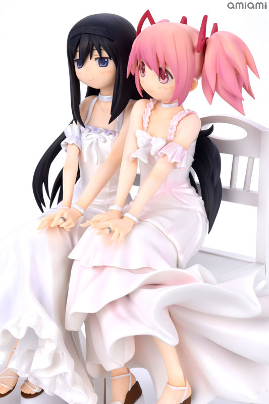 【暁美ほむら＆鹿目まどか 1/7 フィギュア 劇場版 まどか☆マギカ】まどマギ Amazon | 劇場版 魔法少女まどか☆マギカ 暁美ほむら＆鹿目まどか 1/7