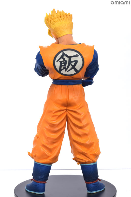 FIGURE-029810_03.jpg