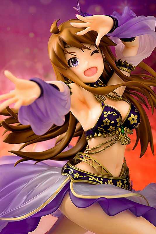FIGURE-029842_06.jpg