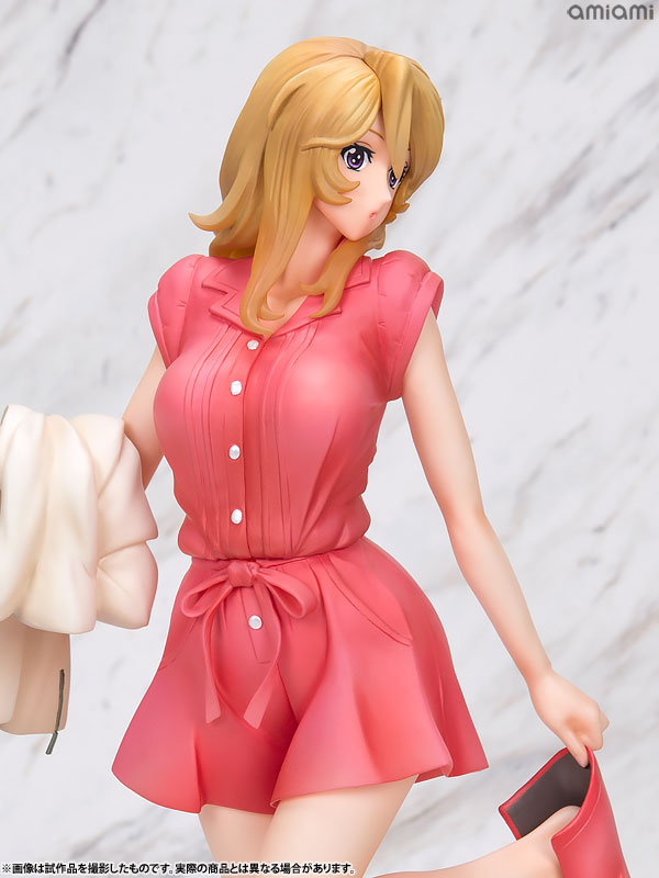 FIGURE-030076_11.jpg