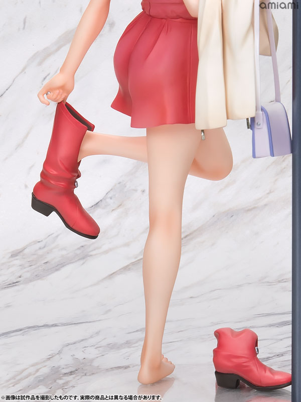 FIGURE-030076_23.jpg