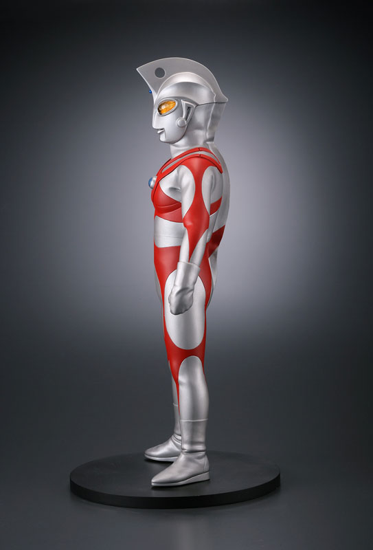FIGURE-030719_03.jpg