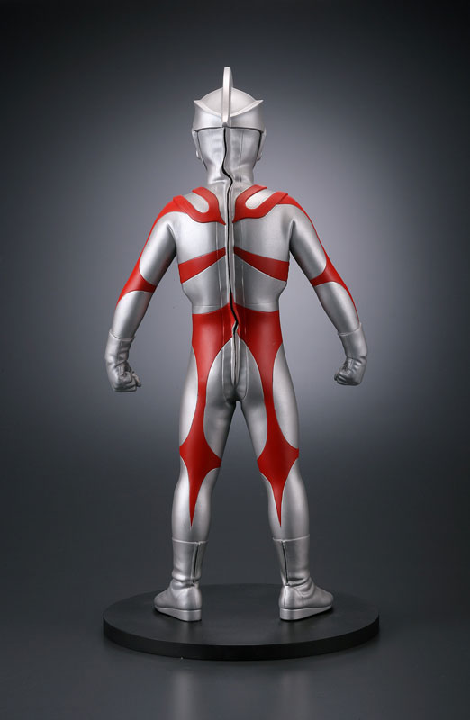 FIGURE-030719_05.jpg