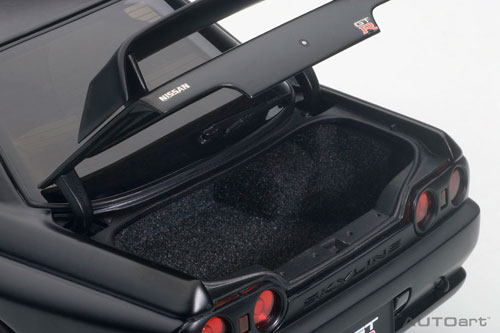 1/18 日産 スカイライン GT-R (R32) V-Spec II チューンド