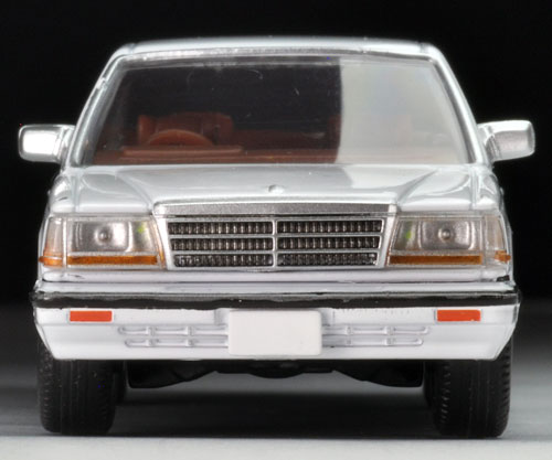 トミカリミテッドヴィンテージ ネオ LV-N150a グロリアV30ブロアム(白
