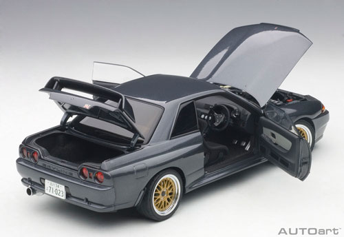 1/18 日産 スカイライン GT-R （R32） 『湾岸ミッドナイト』 零