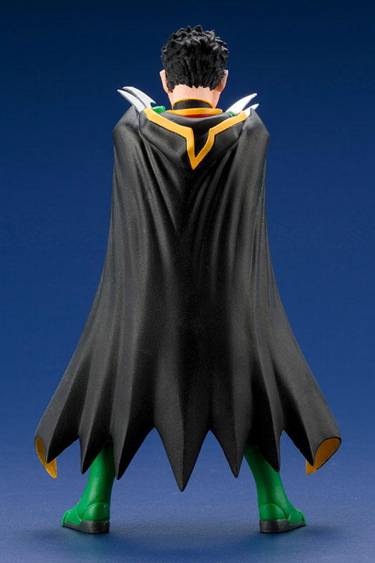 FIGURE-032931_05.jpg