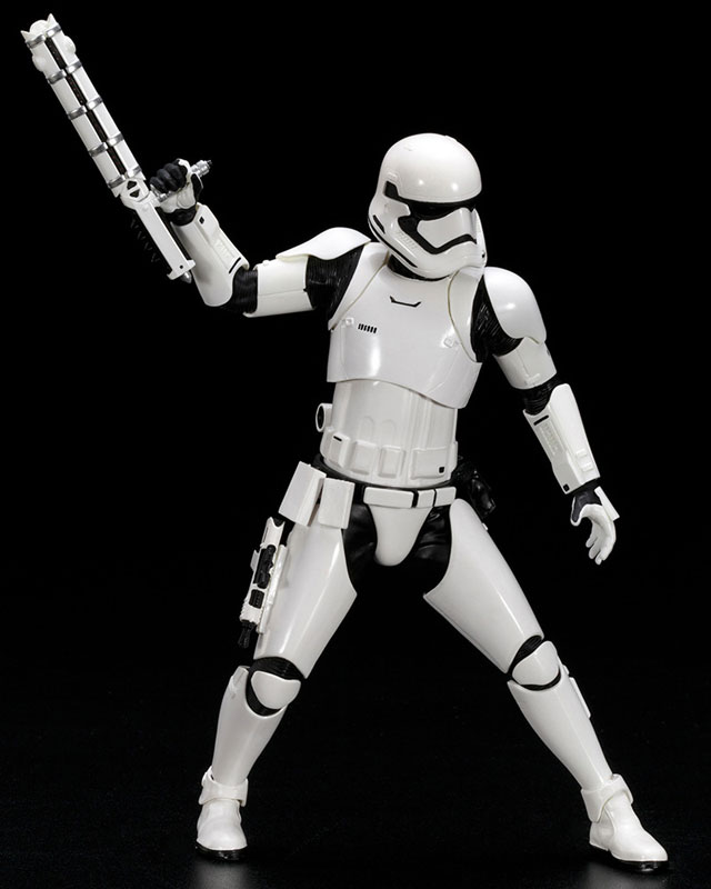 FIGURE-032982_05.jpg