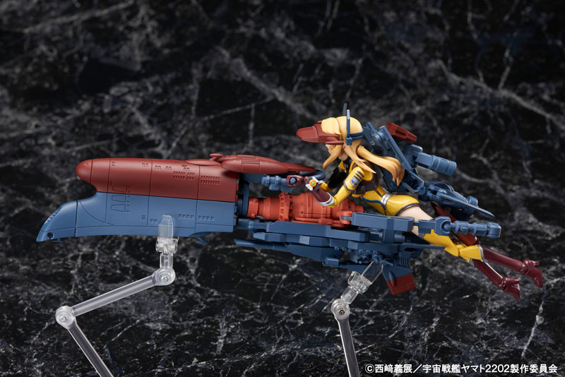 FIGURE-033630_11.jpg