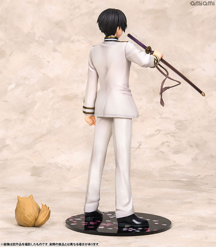 FIGURE-033803_02.jpg