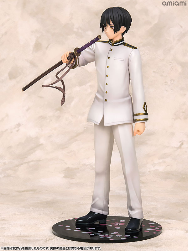 FIGURE-033803_05.jpg