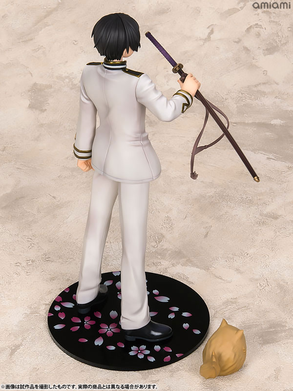 FIGURE-033803_15.jpg
