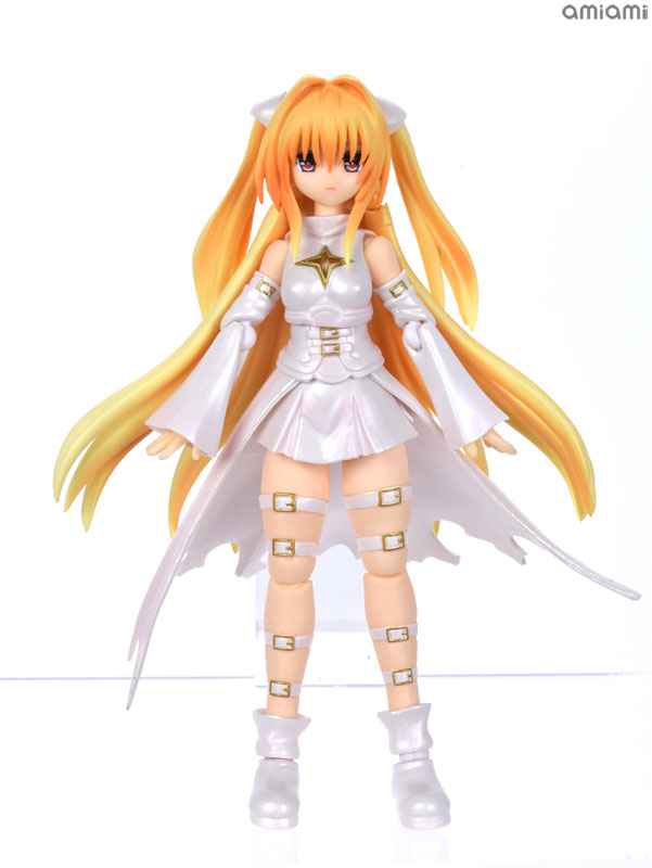 FIGURE-000652_01.jpg