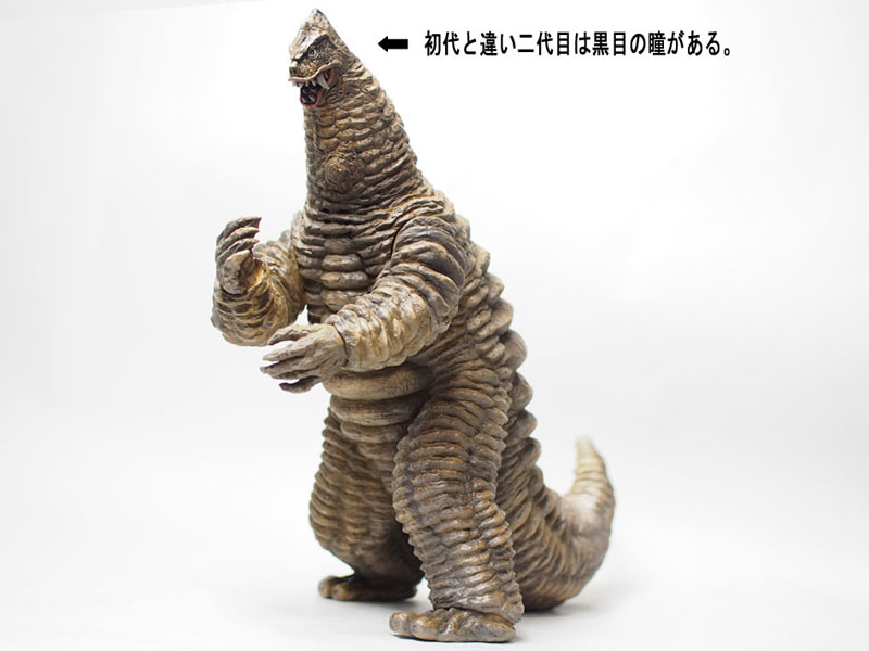 FIGURE-034473_09.jpg
