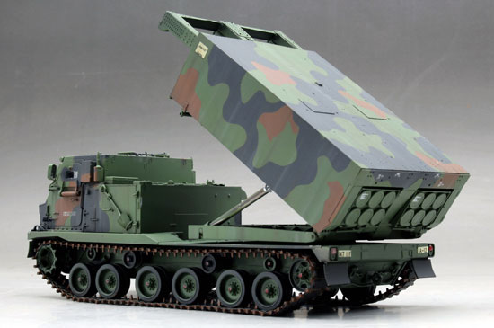 1/35 アメリカ陸軍 M270/A1 MLRS 多連装ロケットシステム プラモデル