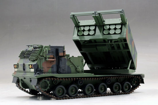 1/35 アメリカ陸軍 M270/A1 MLRS 多連装ロケットシステム プラモデル