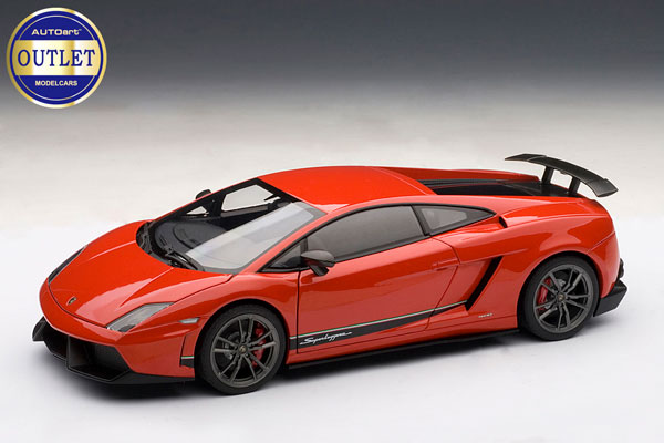 1/18 ランボルギーニ ガヤルド LP570-4 スーパーレジェーラ （レッド