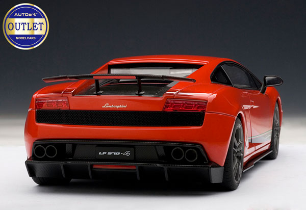 1/18 ランボルギーニ ガヤルド LP570-4 スーパーレジェーラ （レッド