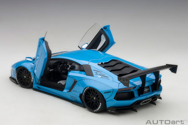 1/18 リバティーウォーク LB-WORKS ランボルギーニ アヴェンタドール