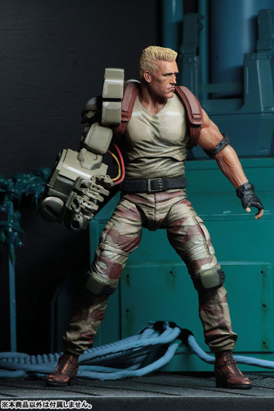 FIGURE-037390_04.jpg