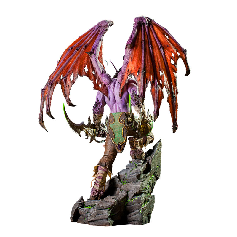 FIGURE-037539_05.jpg