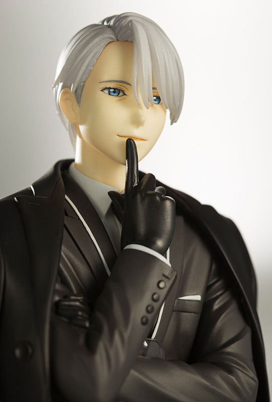 【特典】ARTFX J ユーリ!!! on ICE ヴィクトル・ニキフォロフ 1/8 完成品フィギュア(コトブキヤショップ限定) FIGURE-035080_14.jpg