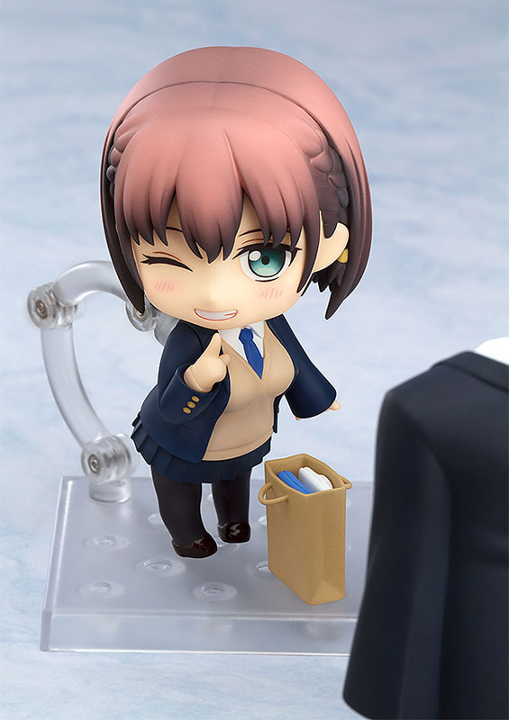 FIGURE-036615_04.jpg