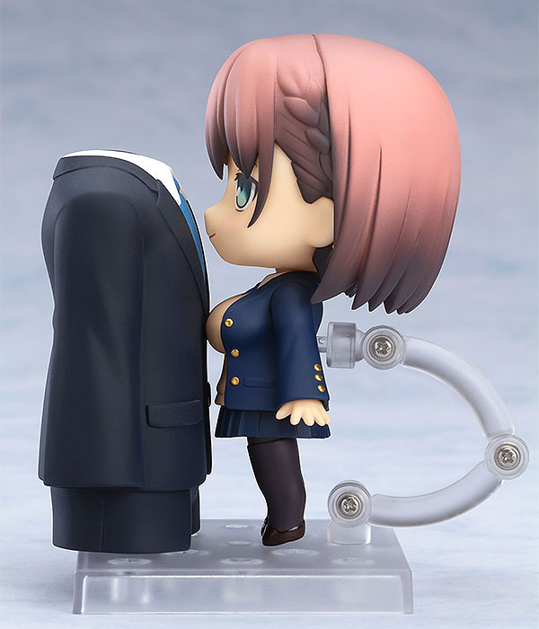 FIGURE-036615_05.jpg