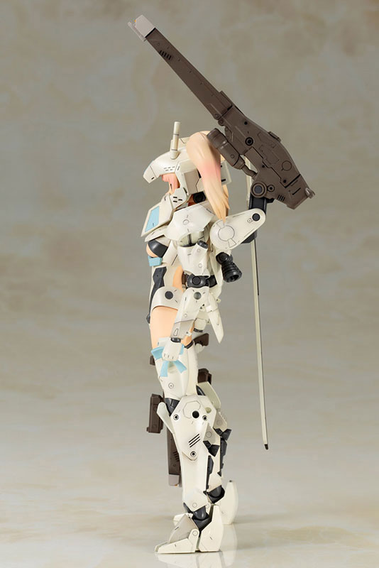 FIGURE-036630_02.jpg