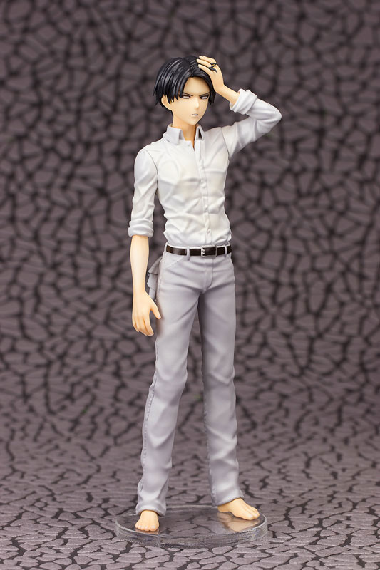 【本日特価】 進撃の巨人 完成品フィギュア（再販 1/8 リヴァイ コミック・アニメ