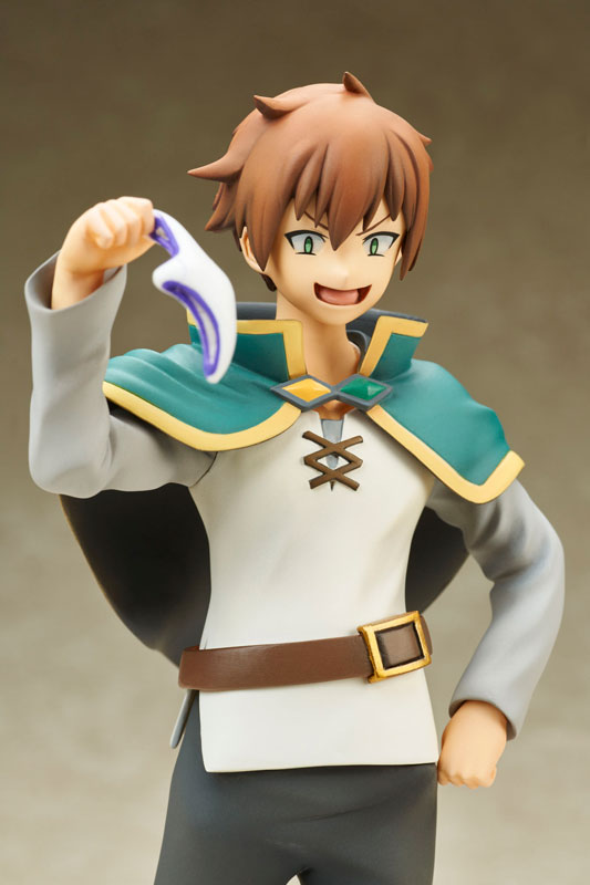 FIGURE-044289_05.jpg