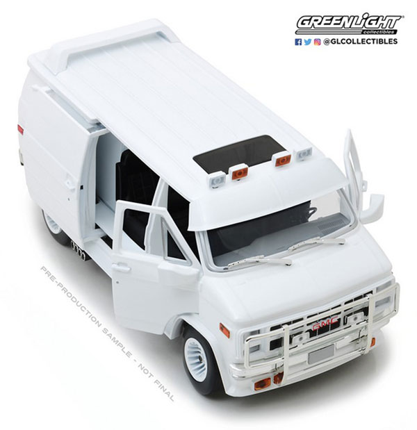 1/18 1983 GMC Vandura Custom - White[グリーンライト]《在庫切れ》