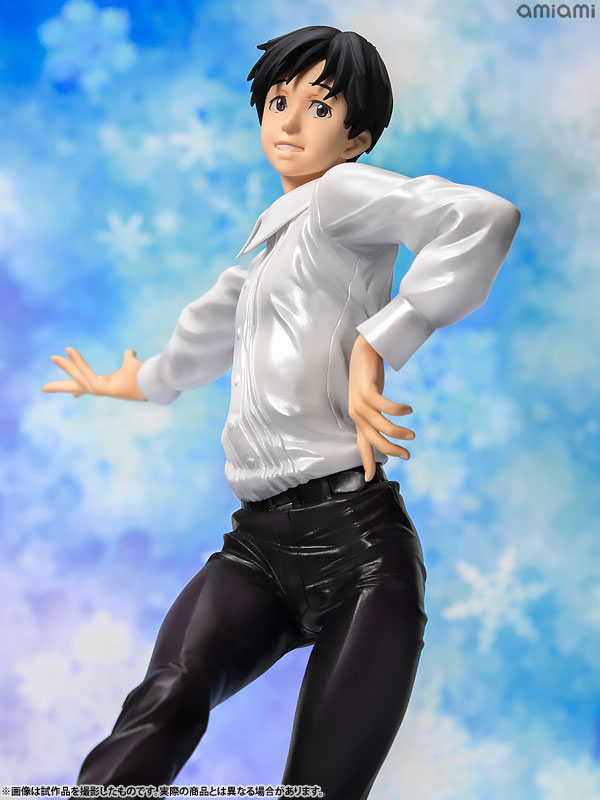 ユーリ!!! on ICE勝生勇利ごきげんマッカチン付フィギュア