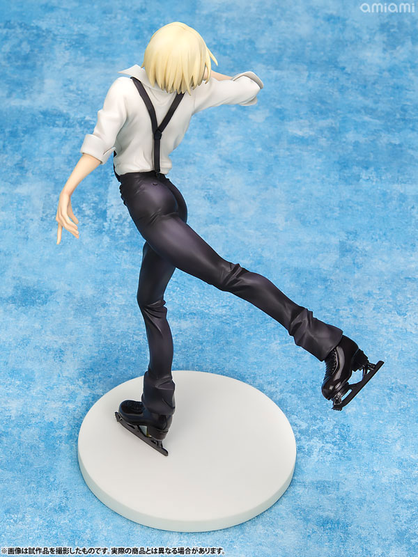 FIGURE-041163_13.jpg