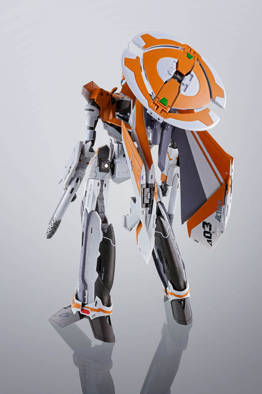 FIGURE-045897_02.jpg