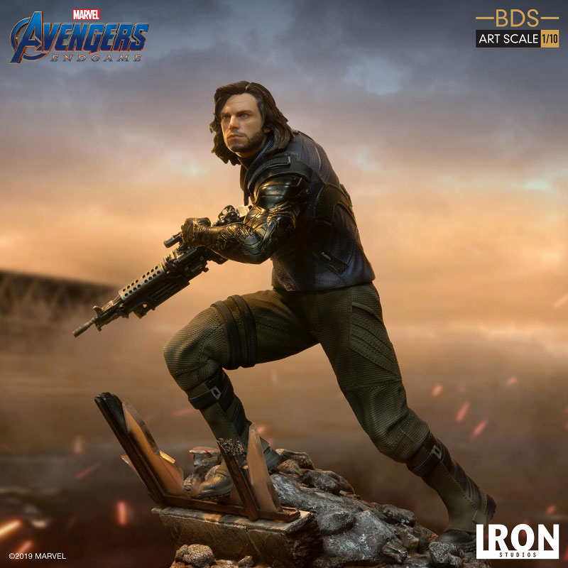 アベンジャーズ エンドゲーム ウィンターソルジャー バッキー